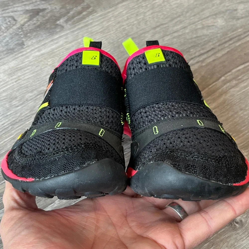 New Balance‎ Minimus Trail 10 Women 5 Black Neon Pink Yellow Vibram WT10SO Shoes